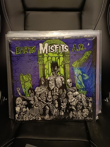 Misfits earth wolfs - -, /